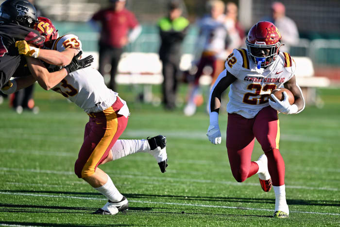 a Central Catholic Tualatin 6A Oregon football final November 22 2023 Leon Neuschwander 38
